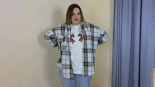 LustLagoon online show from October 29, 2:20 pm