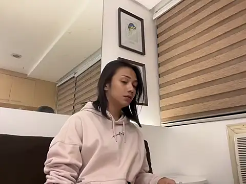 i am the best for u online show from March 18, 4:45 pm