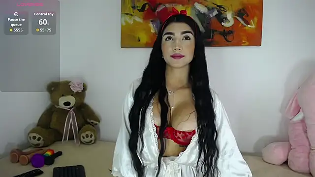 Sophia Roussee online show from October 31, 5:17 pm