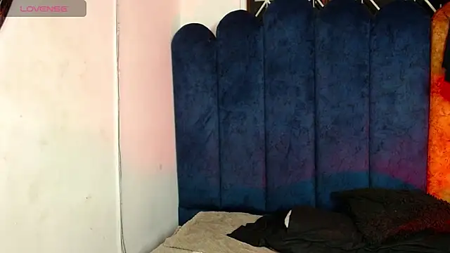 antonella rosecs online show from March 5, 4:52 am