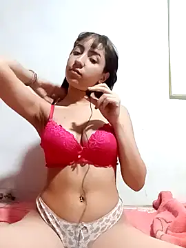 NiColl mousse online show from January 7, 6:28 am