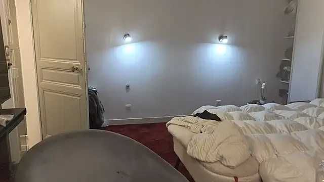 Lailawick online show from December 13, 8:59 pm