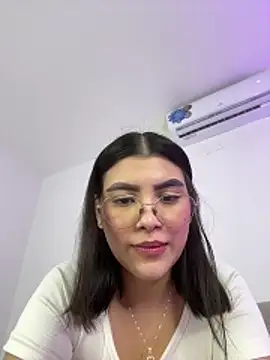 Julietalcl online show from December 21, 11:08 pm