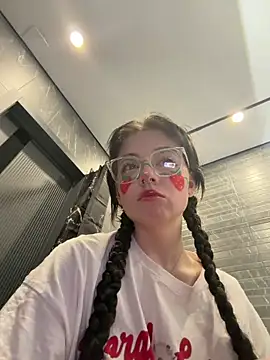 AnmiXHot online show from March 25, 7:22 am