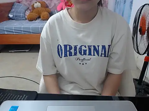 Lyna 207 online show from October 20, 1:14 pm