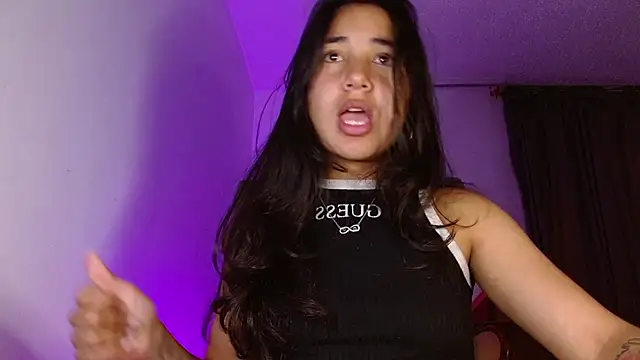 naomy rain online show from November 11, 5:03 am