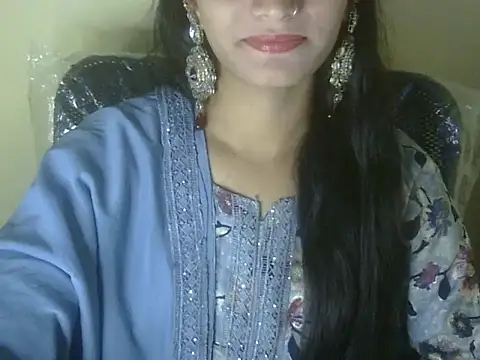 Shezi N online show from December 1, 10:30 am