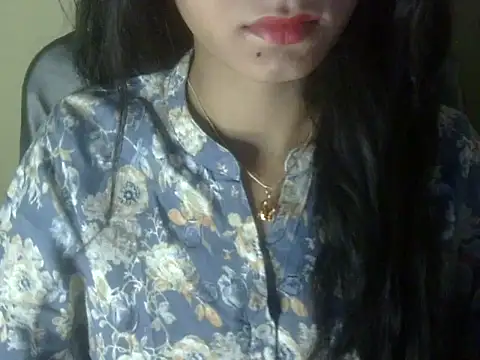 Shezi N online show from May 2, 2:42 pm
