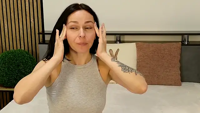 DitaNoir online show from November 18, 10:16 am