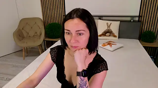 DitaNoir online show from July 7, 10:52 am