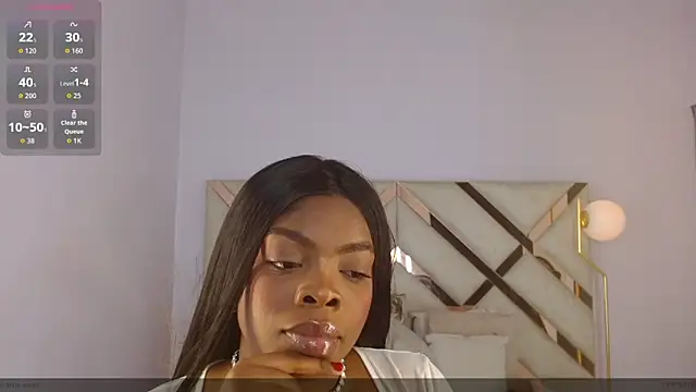 Maiacharris  online show from June 19, 12:08 pm