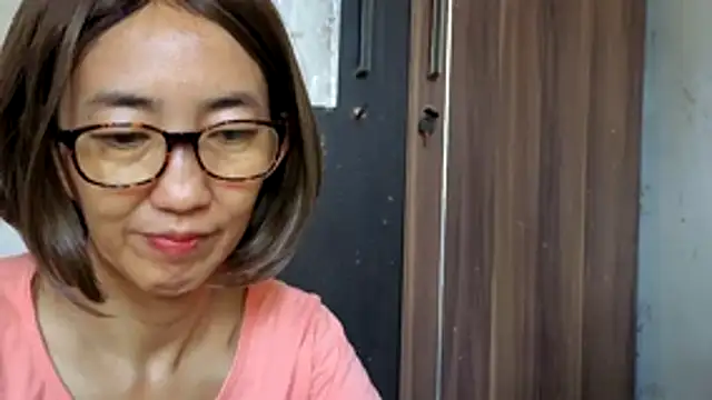 princessD077 online show from July 30, 4:57 am