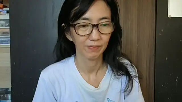princessD077 online show from July 10, 4:24 am