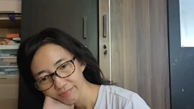 princessD077 online show from July 5, 8:09 am