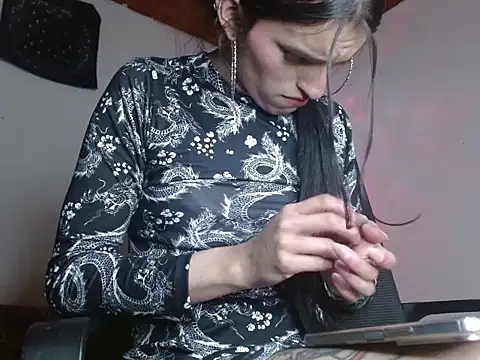 Scarlett crastrawberry online show from June 17, 12:45 am