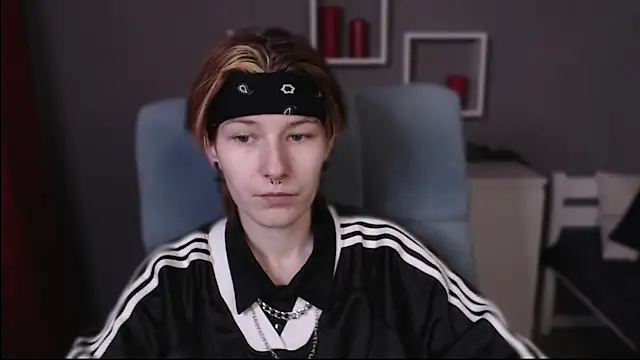 guitarandangell online show from January 19, 10:11 am