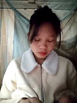 linh-miu99 online show from March 12, 1:52 am