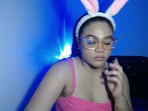 2moons full of love online show from June 19, 2:42 pm