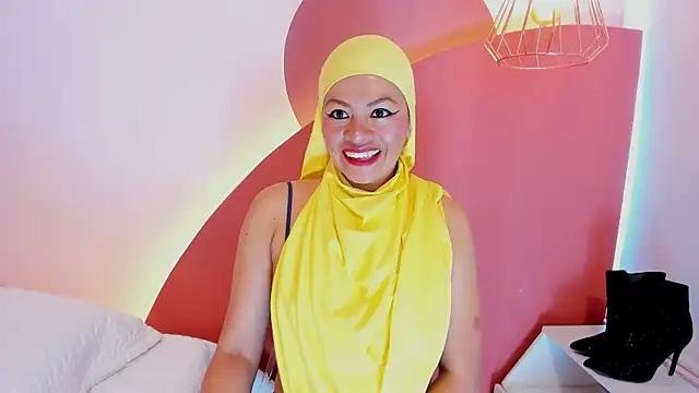 SophiaBeckerr online show from December 16, 7:09 pm