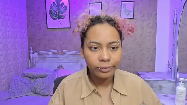 Sofia clk online show from August 3, 3:10 am