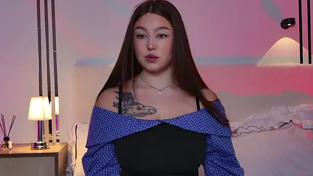  Tessa May  online show from December 1, 12:15 am