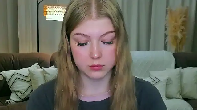 Stella Light online show from June 12, 6:49 pm