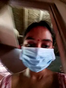 Your-Vaanya online show from November 4, 9:14 am