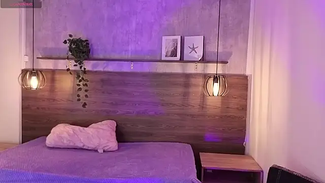 Isa doux online show from July 23, 3:15 am