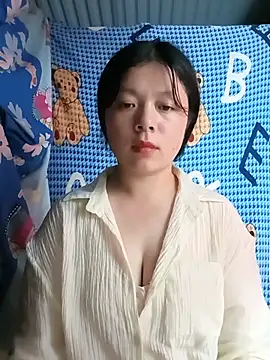 lisa-bae00 online show from July 13, 12:39 pm