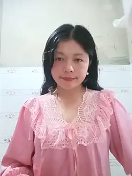 lisa-bae00 online show from June 10, 2:05 pm