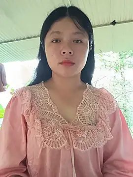 lisa-bae00 online show from July 27, 3:14 am