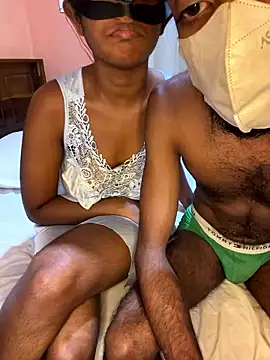 couplesexroom online show from January 8, 4:33 pm