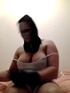 portuguesacasada online show from October 26, 6:25 pm