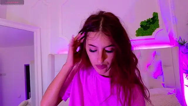 ElisaCharm online show from July 7, 4:04 am