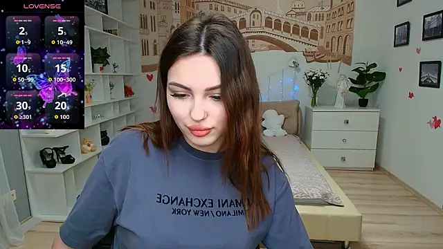 KittyShenson online show from February 26, 1:32 pm