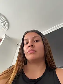 Talia Bonet online show from May 13, 4:35 pm