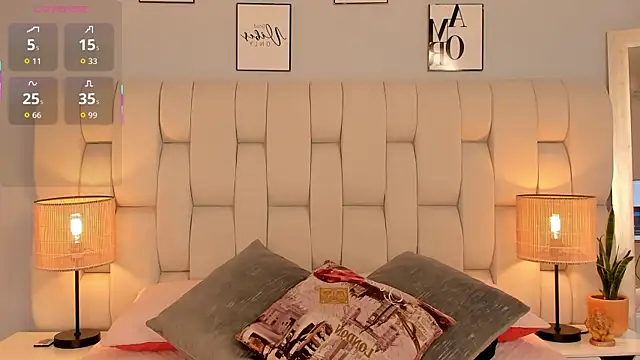 ameliebelle  online show from October 23, 12:33 pm