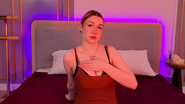 KoriPaul online show from November 3, 5:17 pm