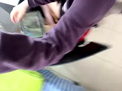 Selena Roa online show from February 3, 4:56 pm