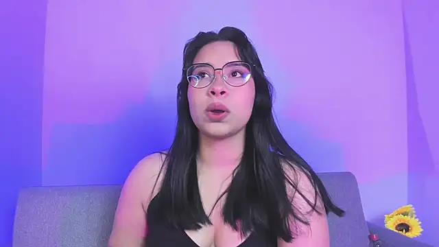 miah storm online show from December 14, 2:17 am