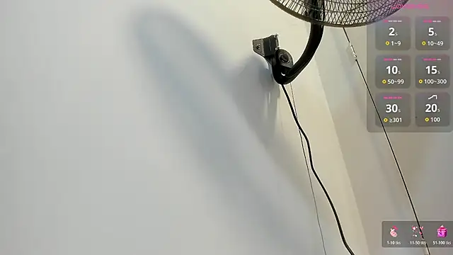 mirandaduboiss online show from June 30, 5:12 pm
