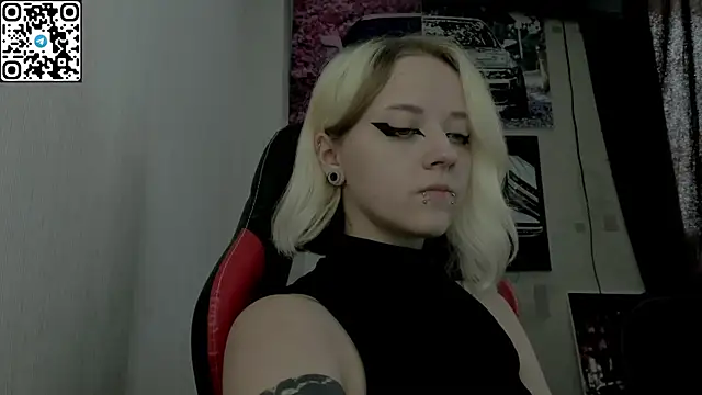 Holy Mistress S online show from July 14, 8:08 am