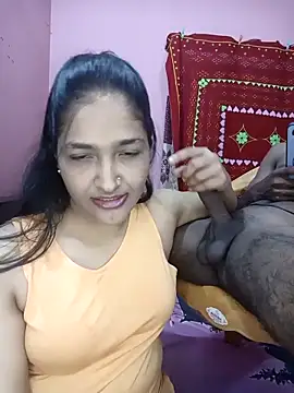 CoupleShow 432 online show from May 6, 3:05 pm