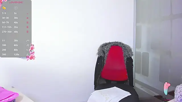 chloehanna online show from February 24, 7:12 pm