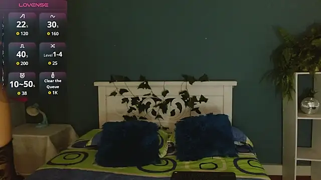 Samantha  Benet online show from January 17, 8:49 pm