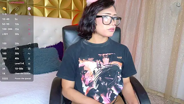 Velvet Sin  online show from November 11, 12:28 am