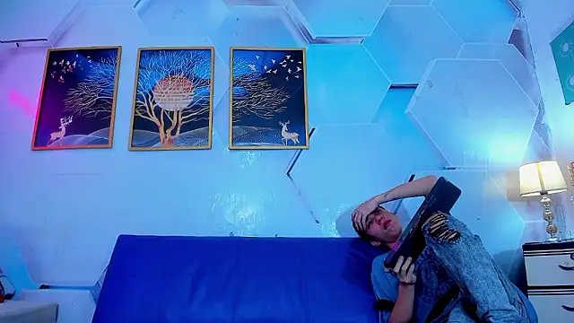 Room boys hot online show from January 13, 10:25 pm