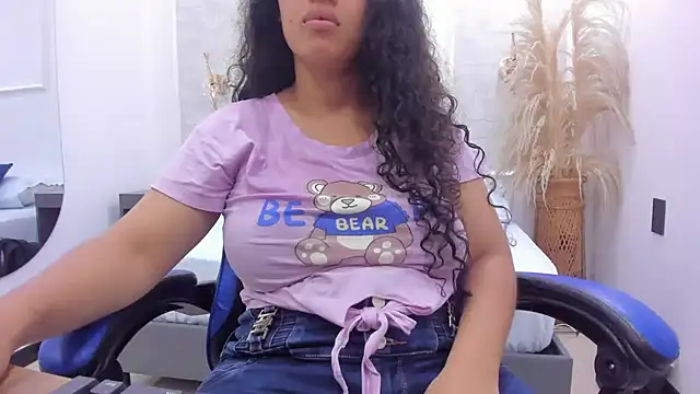 agata18  online show from July 14, 7:29 pm