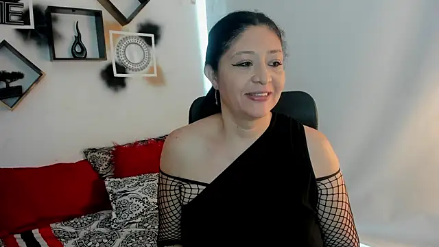 tatis sofia online show from December 5, 1:45 pm