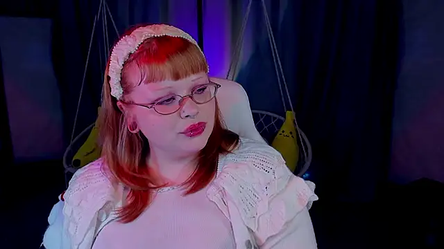 LottieReed online show from March 8, 5:06 pm